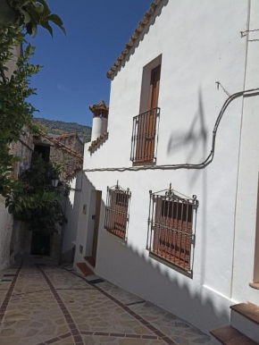 Casa Alameda, Benarrabá